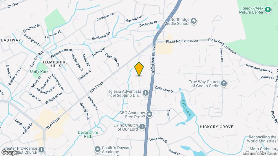 6820 N Ridge Ct Map and Location Details