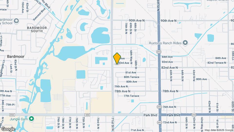 6985 82nd Ave N Mapa y Detalles de la Ubicación