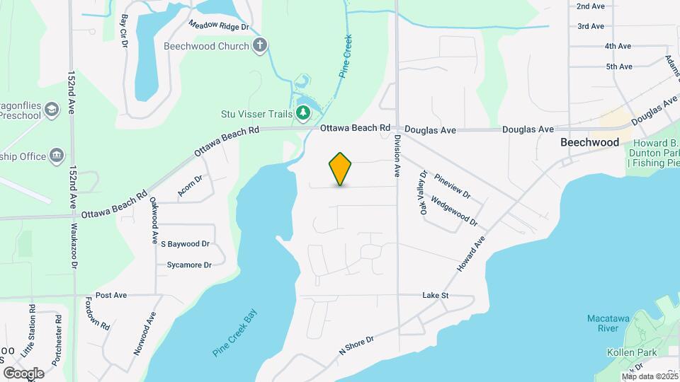 760 Pine Bay Dr Map and Location Details