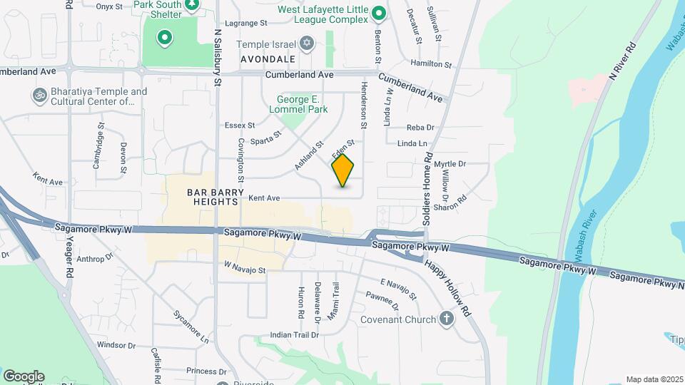 624 Kent Ave Map and Location Details