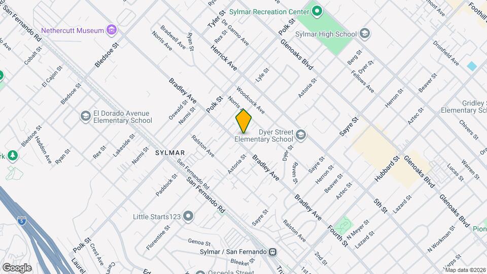 12662 Bradley Ave Mapa y Detalles de la Ubicación