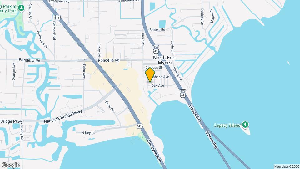 92 Oak St Map and Location Details