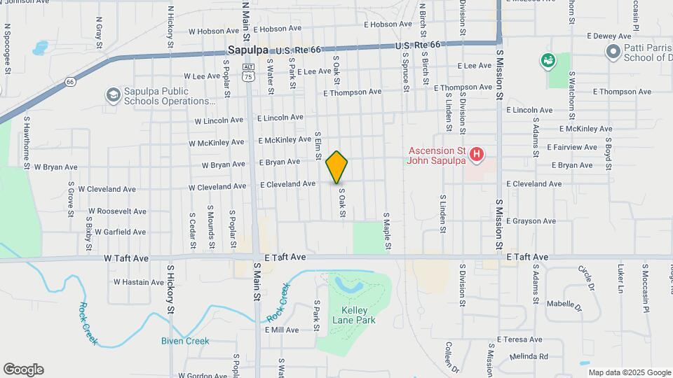 602 S Oak St Map and Location Details