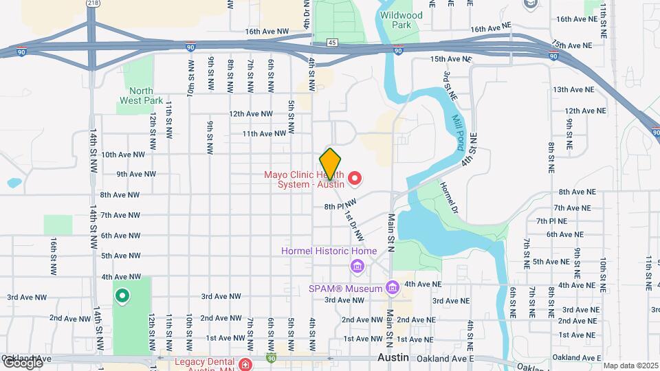 915 1st Dr NW Map and Location Details