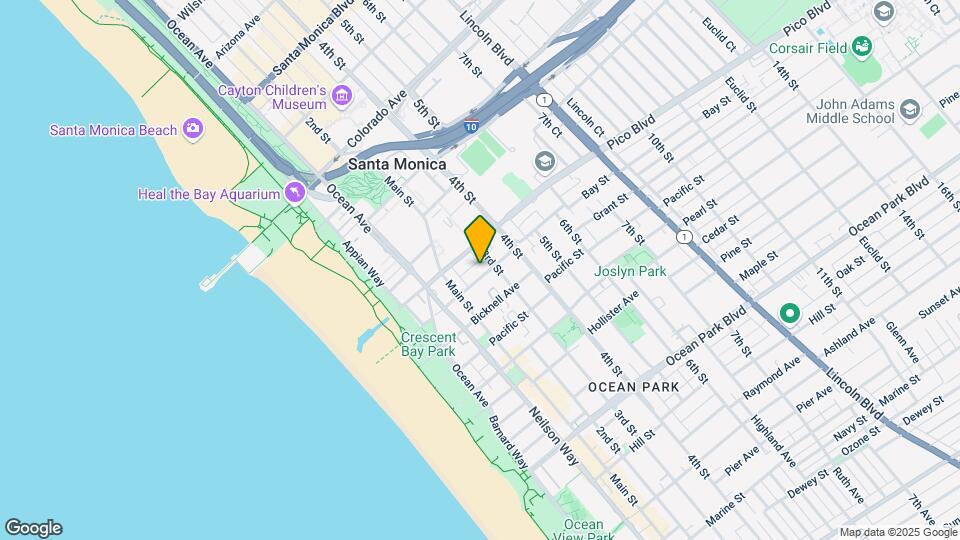 239 Bay St Map and Location Details