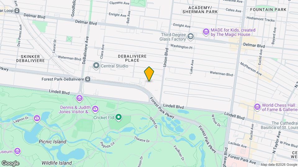 5360 Pershing Ave Map and Location Details