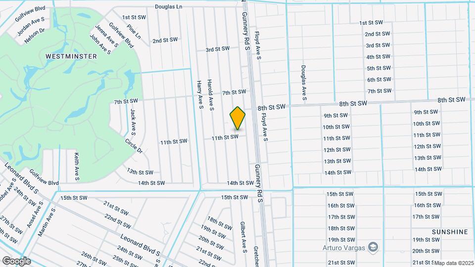 745-747 Gilbert Ave S Map and Location Details