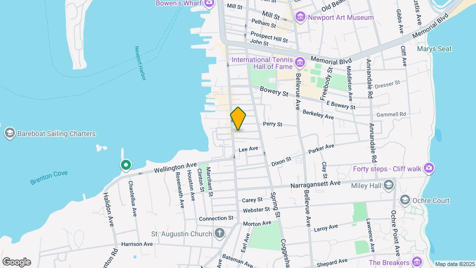 13 Holland St Map and Location Details