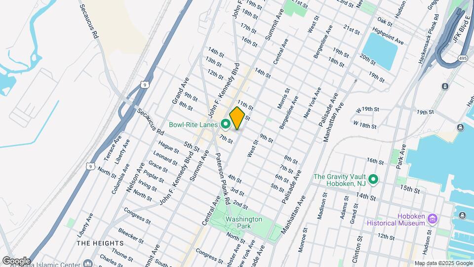 705 8th St Map and Location Details