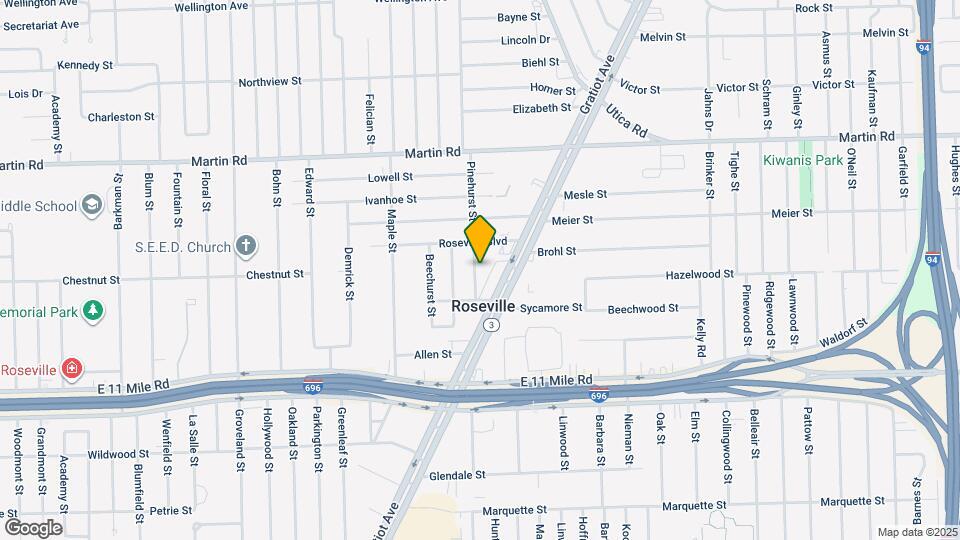 27370 Pinehurst St Map and Location Details