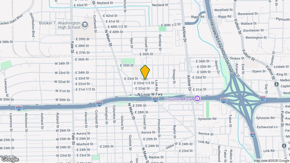801 E 32nd 1/2 St Map and Location Details