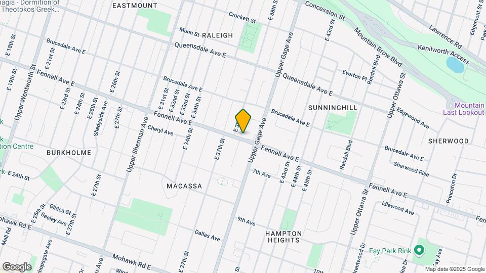933 Fennell Ave E Map and Location Details