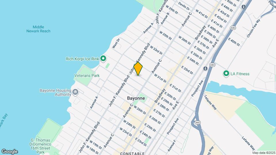 82 W 30th St, Unit 2 Map and Location Details