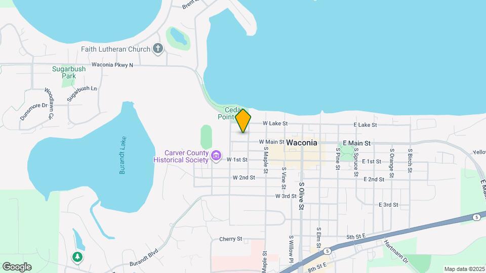 412 W Main St Map and Location Details