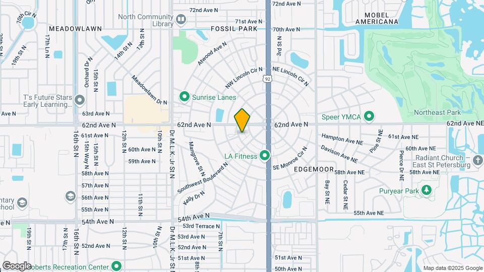 215 SW Madison Cir N Map and Location Details
