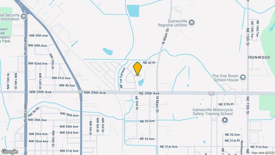 203 NE 40 Ln Map and Location Details