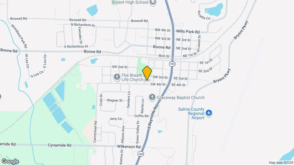 305 S Pine St Map and Location Details