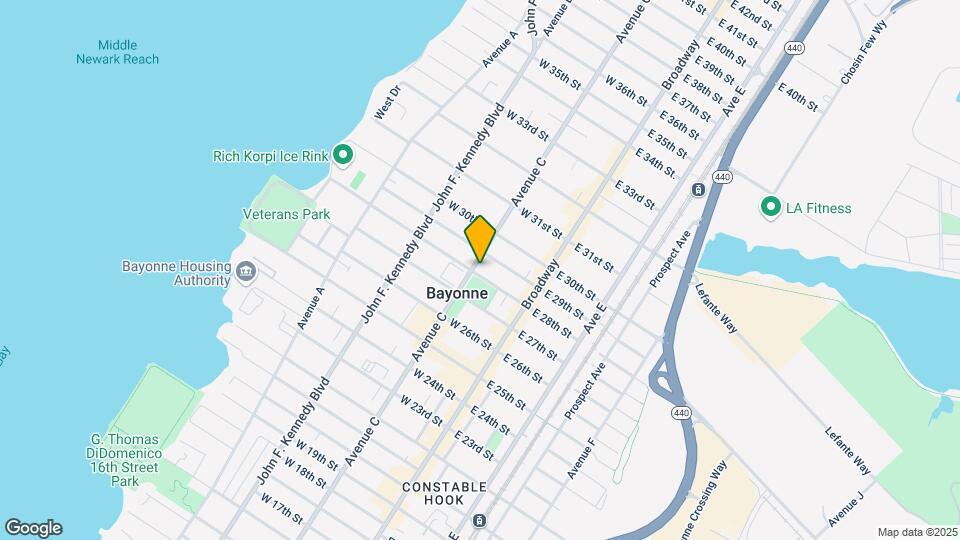 640 Avenue C Mapa y Detalles de la Ubicación