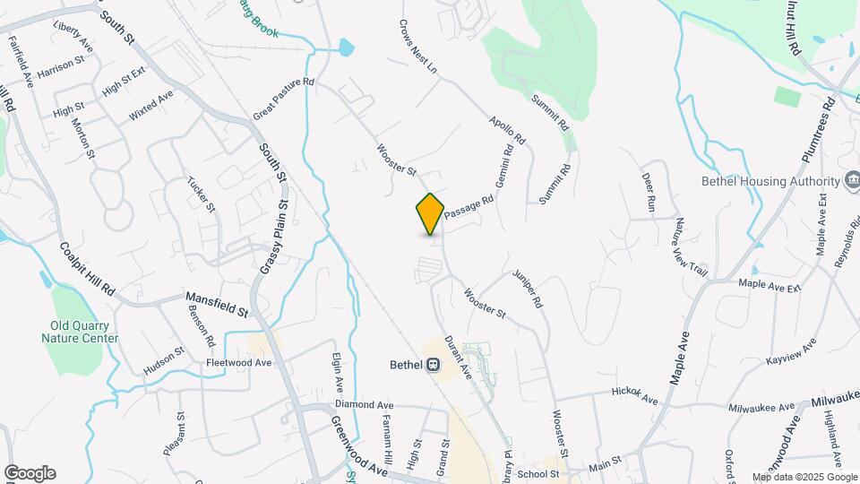 98 Wooster St Map and Location Details