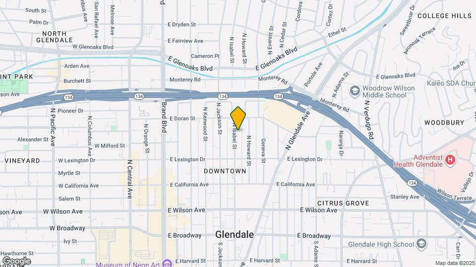 514 N Isabel St Mapa y Detalles de la Ubicación