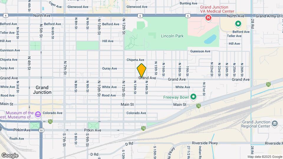 1335 Grand Ave Map and Location Details