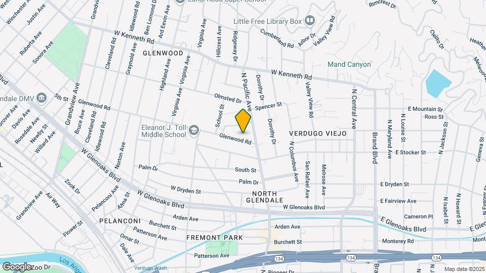521 Glenwood Rd Map and Location Details