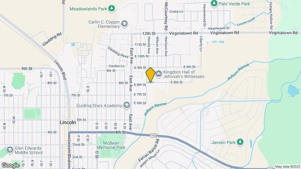 219 E 8th St Map and Location Details