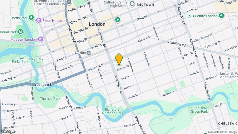 292 Simcoe St Map and Location Details