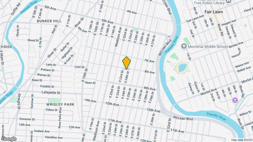 348 E 24th St Mapa y Detalles de la Ubicación