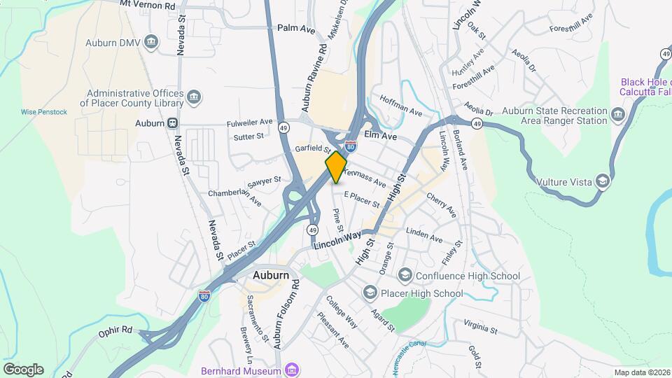 204 Pine St Map and Location Details