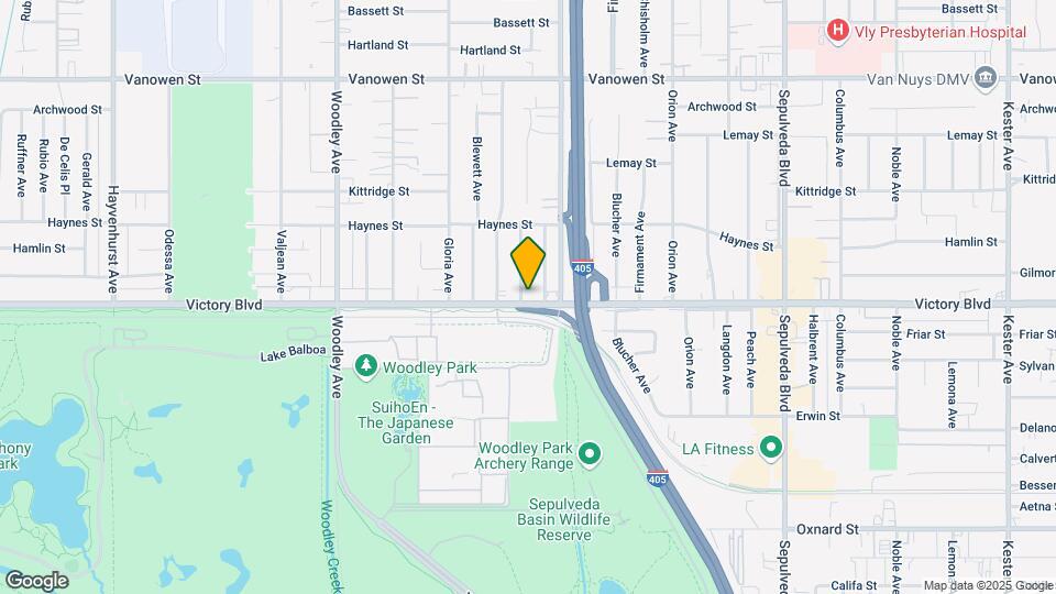 15733 Victory Blvd Map and Location Details