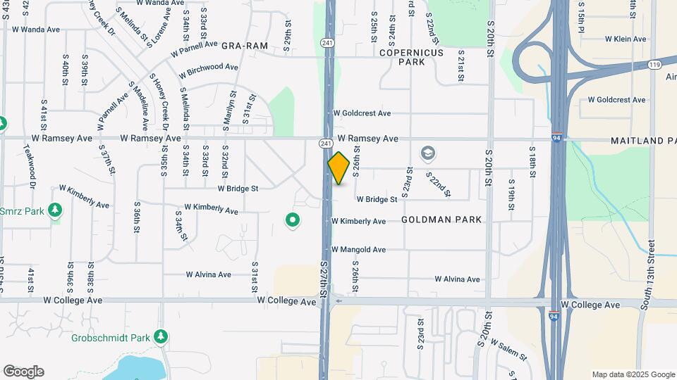 Courtland Apartments Mapa y Detalles de la Ubicación