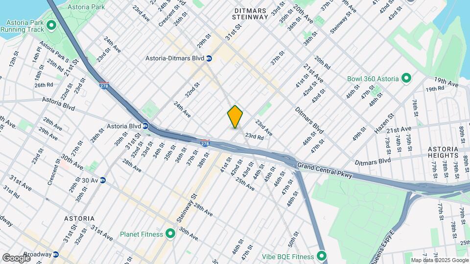 2354 Steinway St Map and Location Details