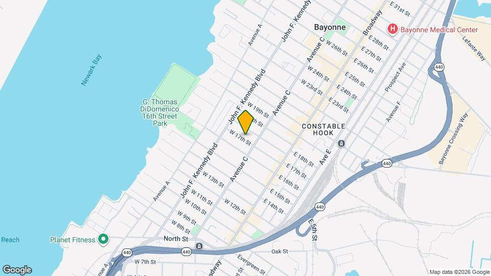 71 W 17th St Map and Location Details