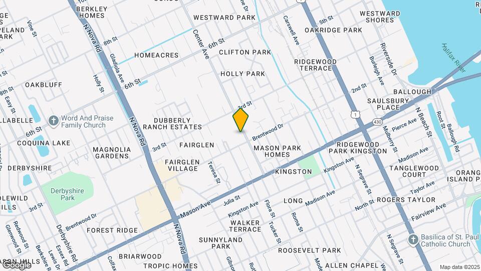 218 Center St Map and Location Details