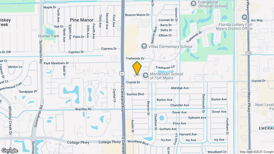 2135 Crystal Dr Map and Location Details