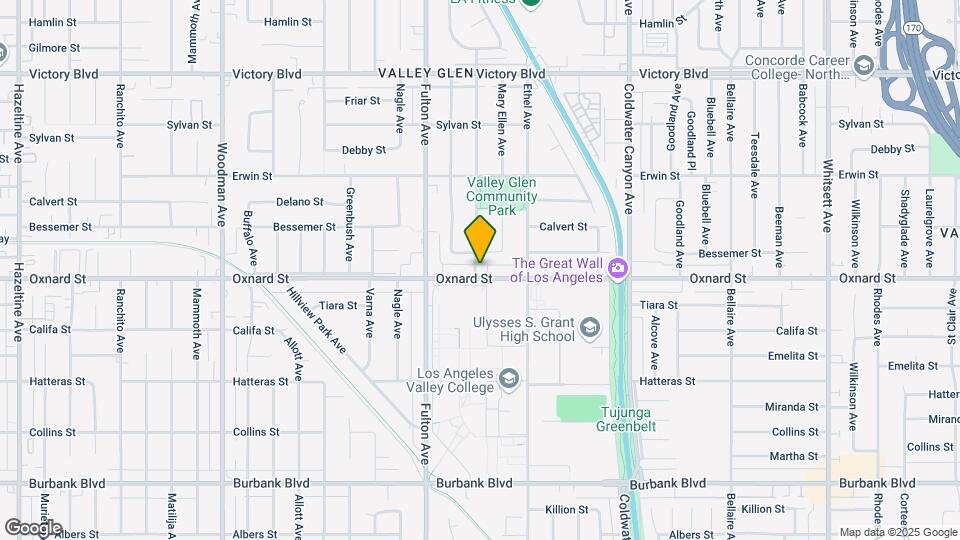 13161 Oxnard St Map and Location Details