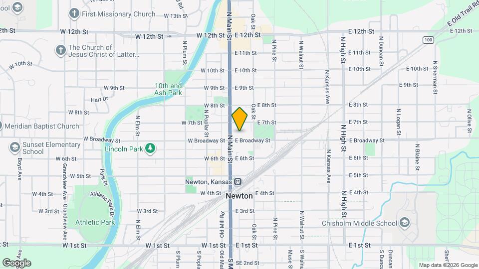 706 N Main St, Unit half Map and Location Details