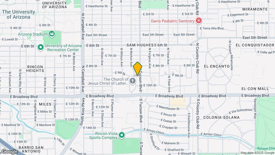 2434 E 9th St Map and Location Details