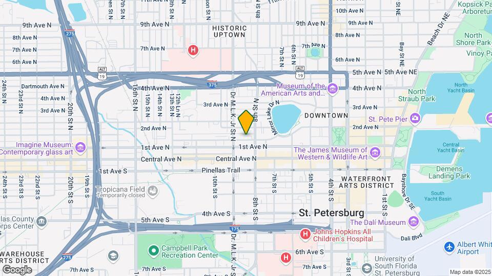 825 Arlington Ave N Map and Location Details