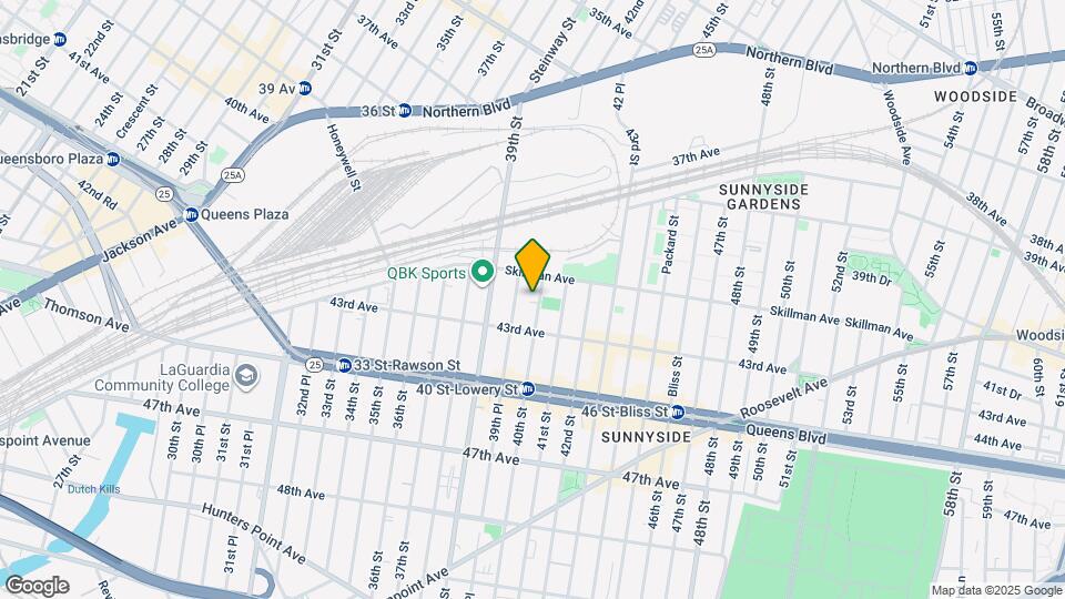 41-24 40th St Map and Location Details