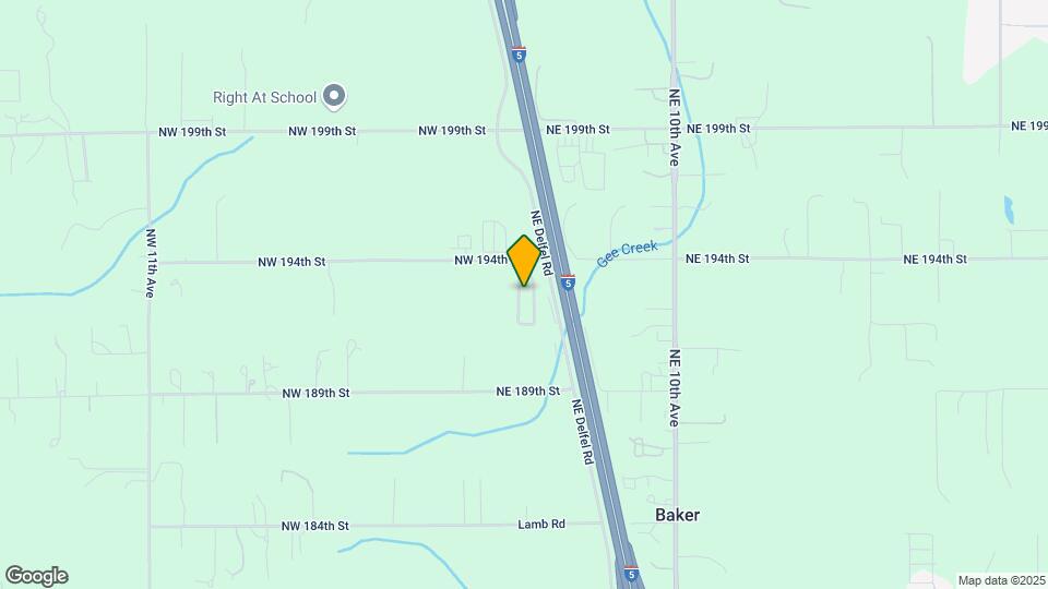 415 NE 194th St Map and Location Details