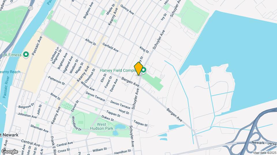 261 Schuyler Ave Map and Location Details