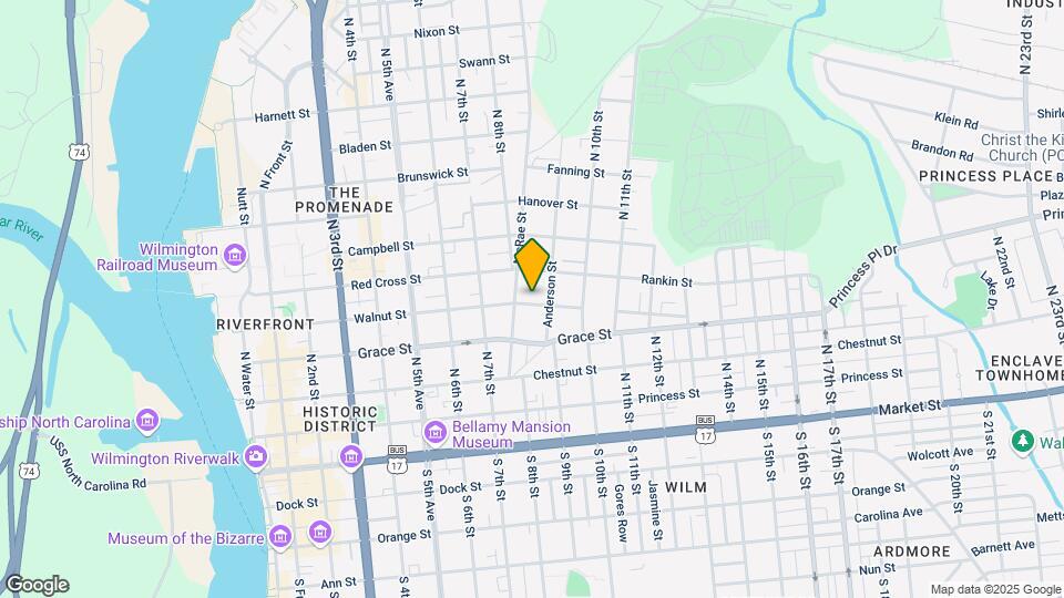 811 Walnut St Map and Location Details