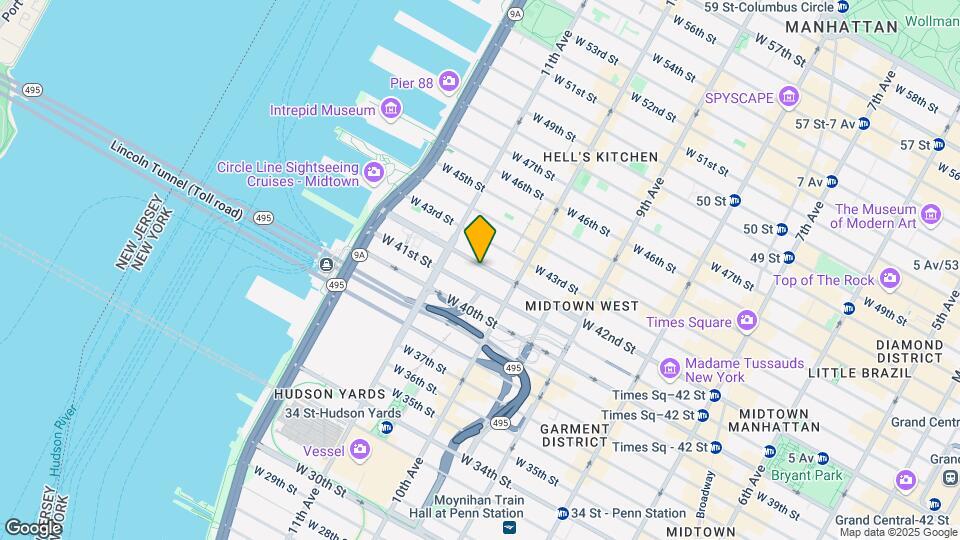 534 W 42nd St Map and Location Details