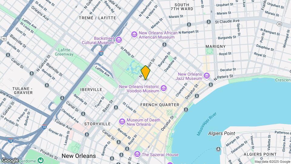 823-825 Burgundy St Mapa y Detalles de la Ubicación