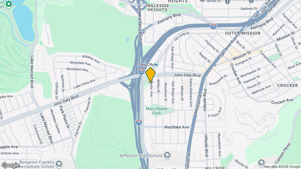 446 Niantic Ave Map and Location Details