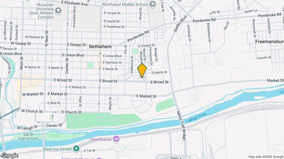 559 E Broad St Map and Location Details