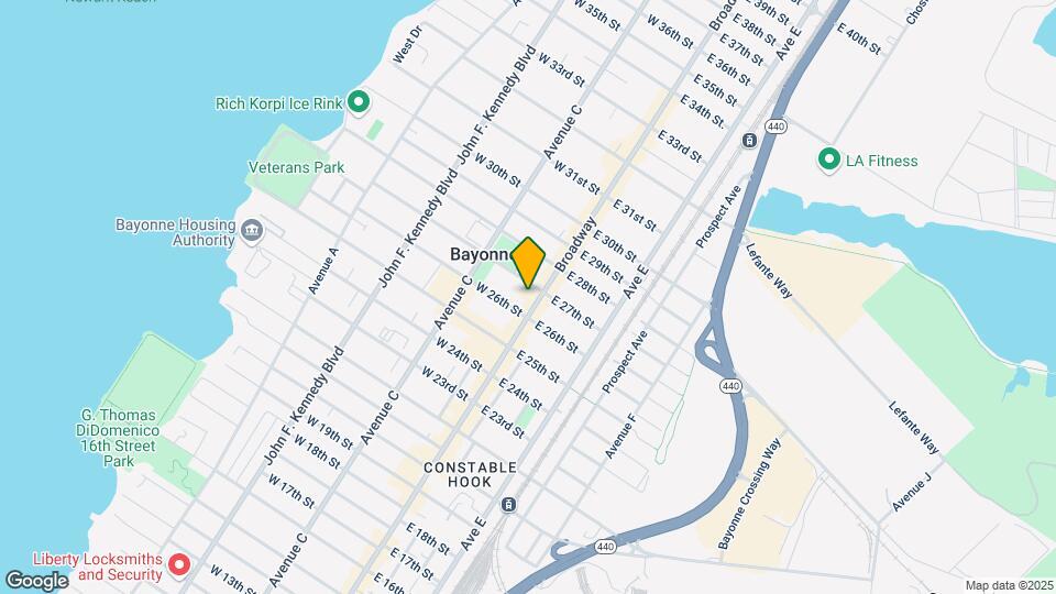 577-583 Broadway Mapa y Detalles de la Ubicación