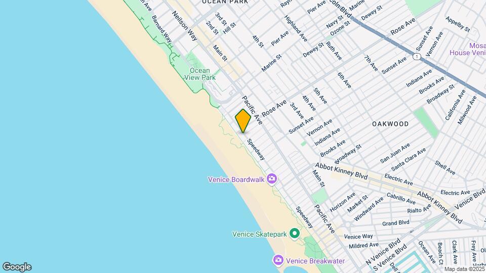 313 Ocean Front Walk, Unit 3 Map and Location Details